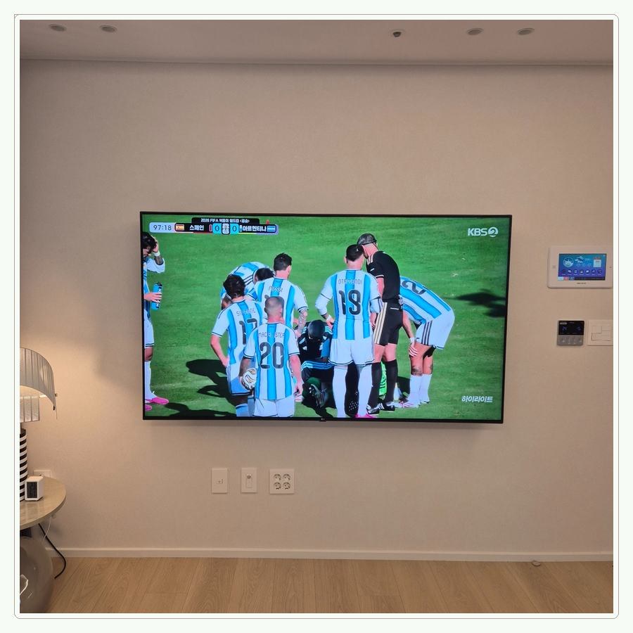 부천 아트월 벽걸이TV